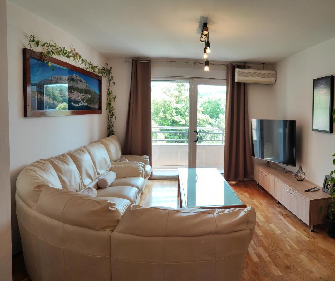 Apartments M&M Макарська Екстер'єр фото
